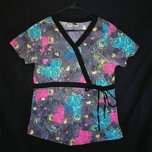 Scrub top ❤️💜❤️💜❤️